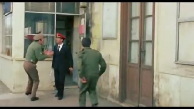 مرطوب در سه نفره
